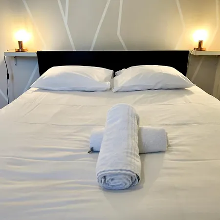 Maison De 10 Personnes Clos Chassaing- Wifi -centre -property Nm